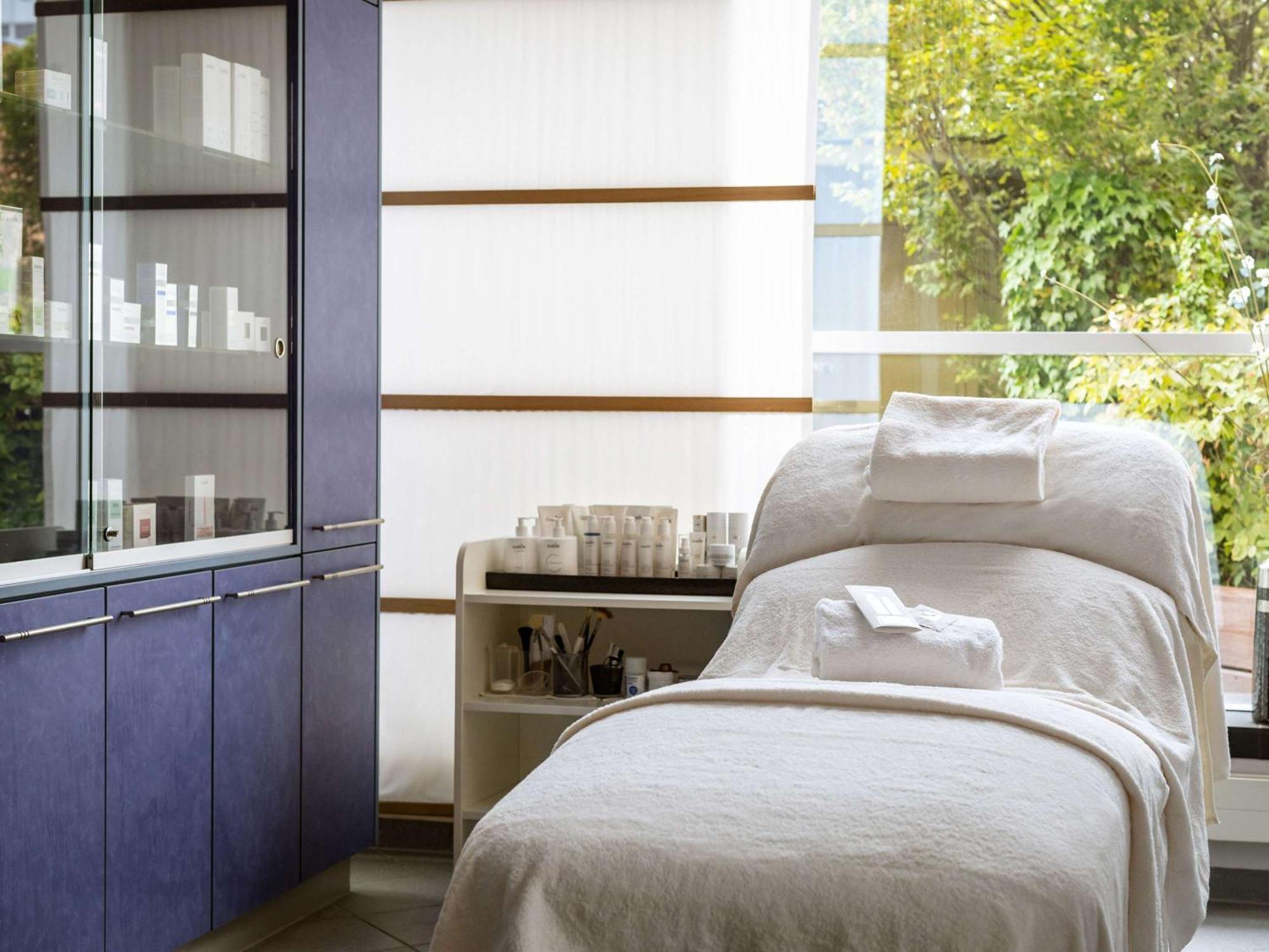 Отель Pullman Stuttgart Fontana Экстерьер фото
