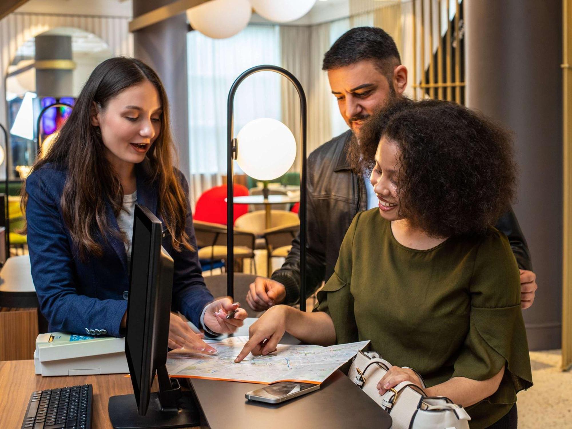 Отель Pullman Stuttgart Fontana Экстерьер фото
