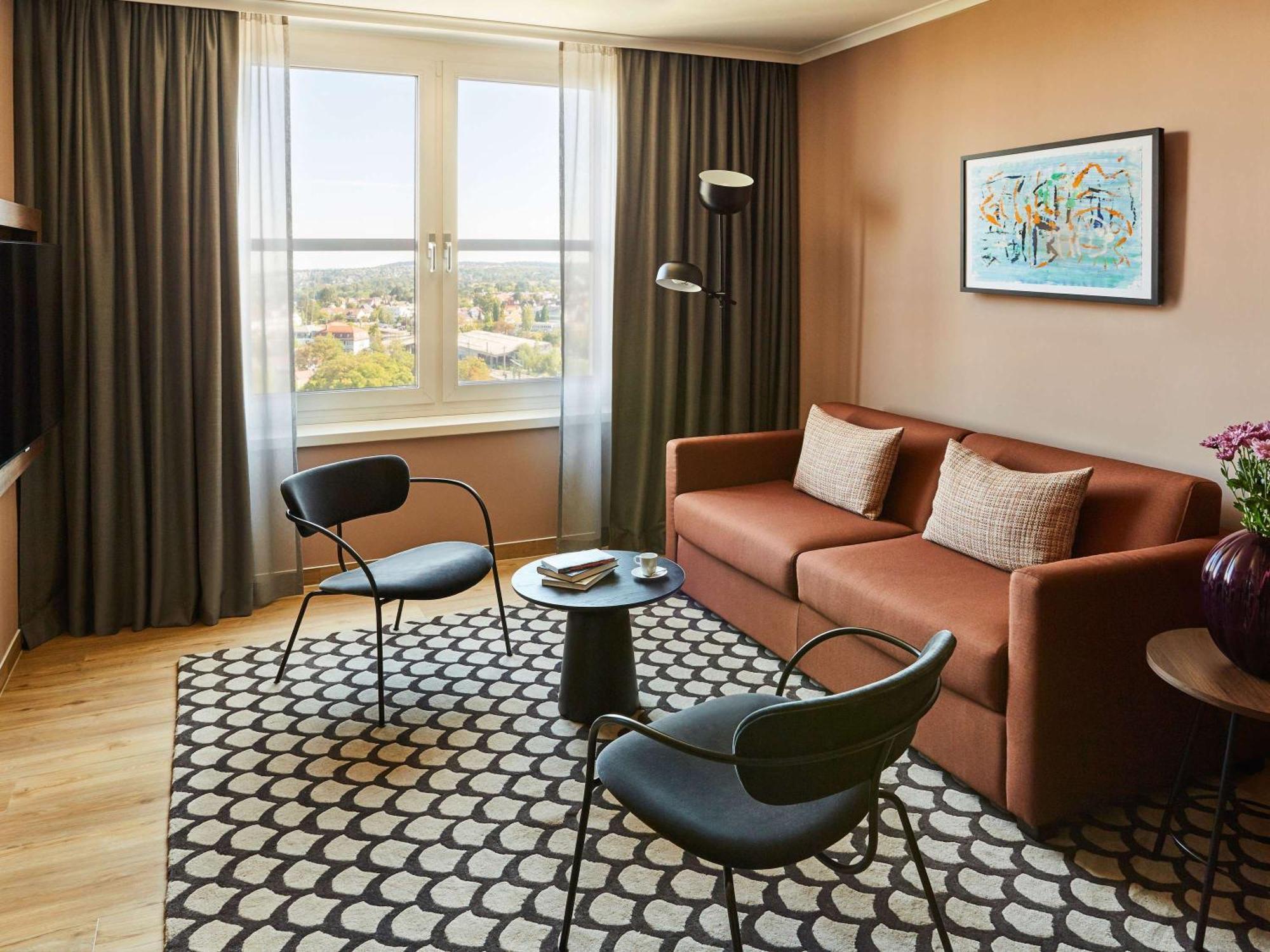 Отель Pullman Stuttgart Fontana Экстерьер фото