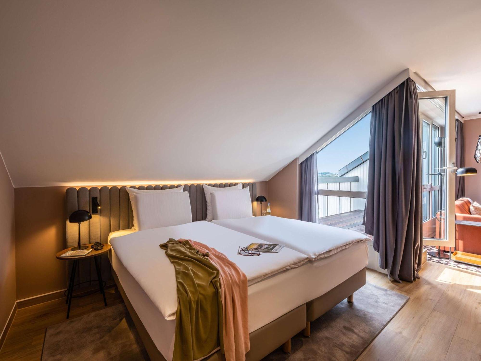 Отель Pullman Stuttgart Fontana Экстерьер фото